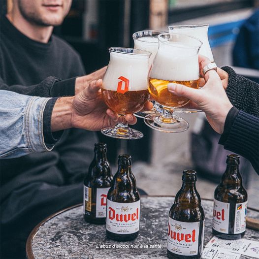 ﾃﾞｭﾍﾞﾙ 悪魔の泡体験ｾｯﾄ ｸﾞﾗｽ付きBOX | すがや魅惑の麦酒